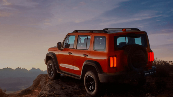 В России 14 марта могут стартовать продажи новых Tank 300