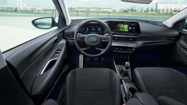 В РФ подешевели кроссоверы Hyundai Bayon