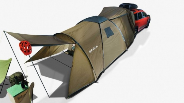 Dacia Jogger перетворили на будинок на колесах