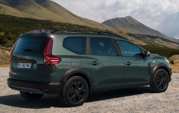 Dacia Jogger перетворили на будинок на колесах