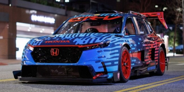 Кросовер Honda CR-V оснастили двигуном боліду IndyCar