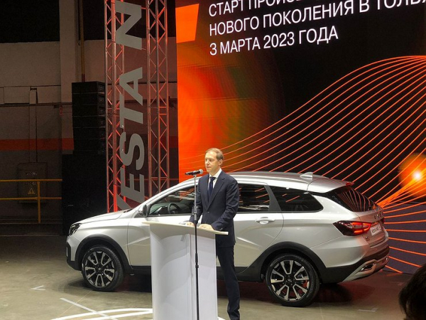 Глава Минпромторга Денис Мантуров объявил дату премьеры обновленной LADA Granta