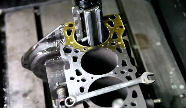 Как правильно делается хонингование цилиндров двигателя