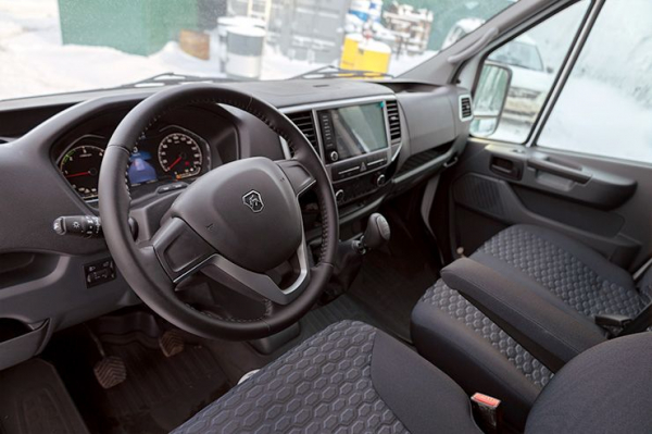 Мал фургончик, да полезен: как отечественный автомобиль Горьковского автозавода завоевывает рынок