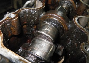 Металлический стук в двигателе на холодную