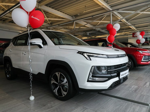 «Москвич» расширяет модельный ряд, АВТОВАЗ реанимирует старый мотор, китайцы снижают цены: итоги недели «Москвич» расширяет модельный ряд, АВТОВАЗ реанимирует старый мотор, китайцы снижают цены: итоги недели