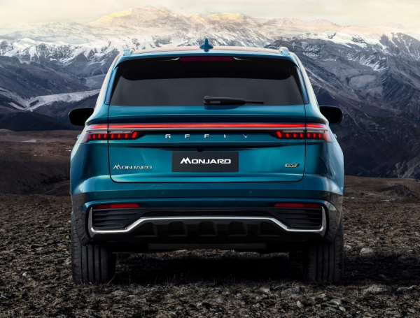 Новый кроссовер Geely Monjaro не даст заскучать