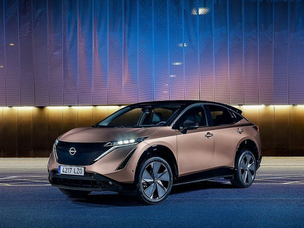 Одноразовый автопром: у новых кроссоверов Nissan отрываются рули