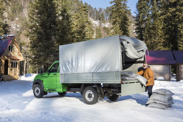 От первых клиентов до полноценного бизнеса: как заработать на грузоперевозках с Авито Услугами