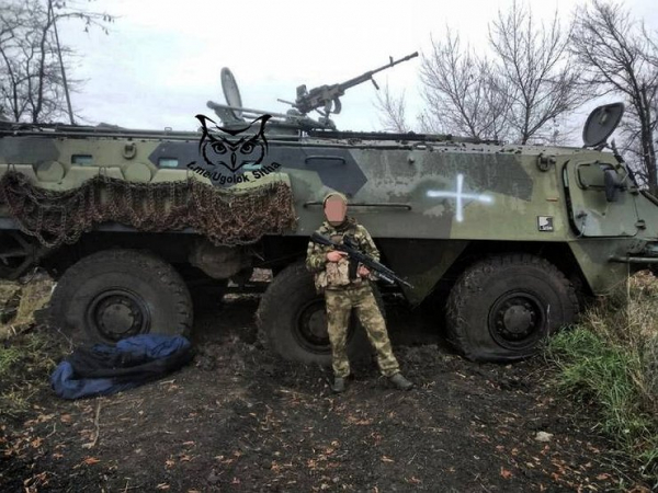 Паршивая техника: на каких автомобилях украинские боевики бегут из Артемовска Паршивая техника: на каких автомобилях украинские боевики бегут из Артемовска