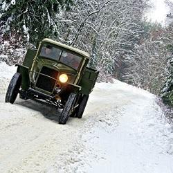 Почему не стоит прогревать машину на холостых