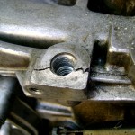 Почему не включаются скорости при заведенном двигателе