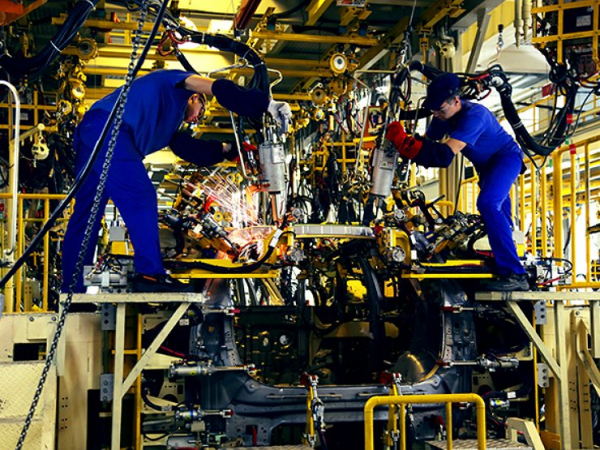 Подержанные автомобили хотят массово перевести с горючего на электричество