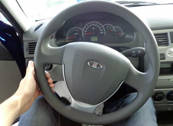 Скрежет, стук, свист слышен при повороте руля: в чем причина и как это исправить? Скрежет, стук, свист слышен при повороте руля: в чем причина и как это исправить?