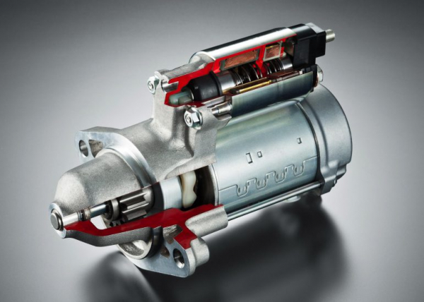 Стартер щелкает, но двигатель не крутится Стартер щелкает, но двигатель не крутится