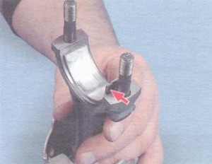 Застучал двигатель: что делать и как определить причину