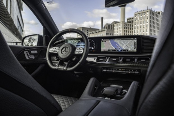 Представлено надзвичайно потужний Mercedes-AMG GLS 63