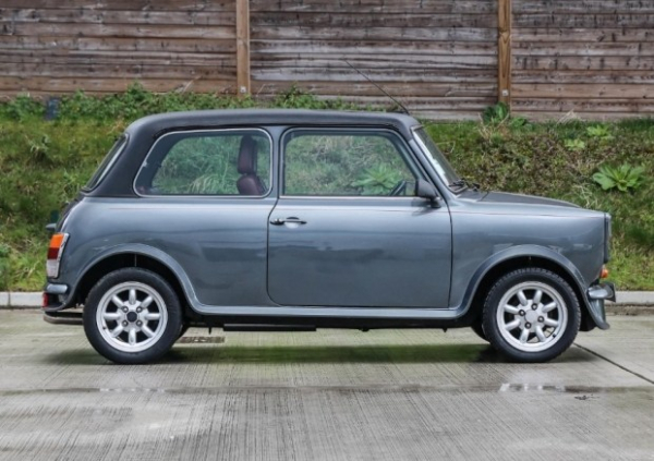 На аукціон виставили унікальний MINI 1000 HLE