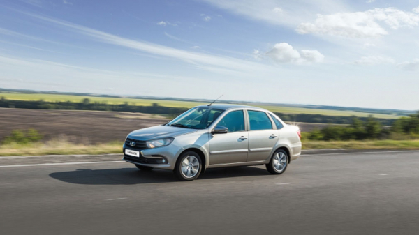 АВТОВАЗ назвал цены на 16-клапанные версии LADA GRANTA