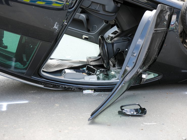 Деньги на ветер: страховщики нашли способ не платить за угон-ущерб после аварии Деньги на ветер: страховщики нашли способ не платить за угон-ущерб после аварии