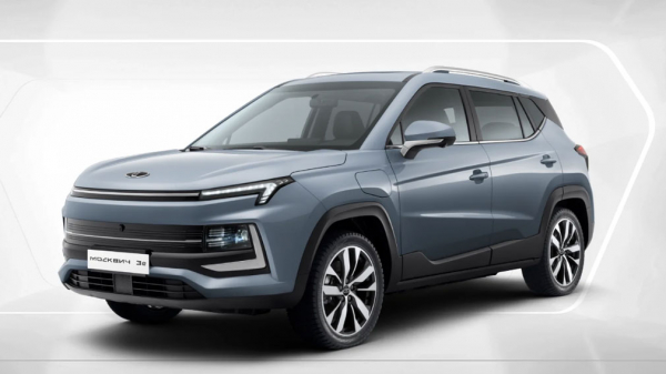 Глава пресс-службы КамАЗа посчитал нецелесообразным приобретение  &laquo;Москвича 3e&raquo;