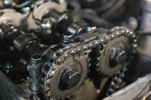 Если стучит цепь ГРМ: можно ли ездить когда гремит цепь