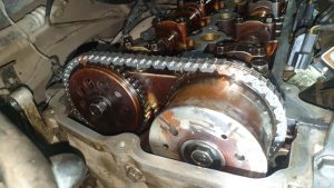 Если стучит цепь ГРМ: можно ли ездить когда гремит цепь