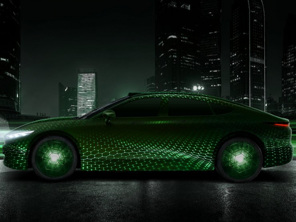 Exeed рассекретил название и внешний вид нового седана для России