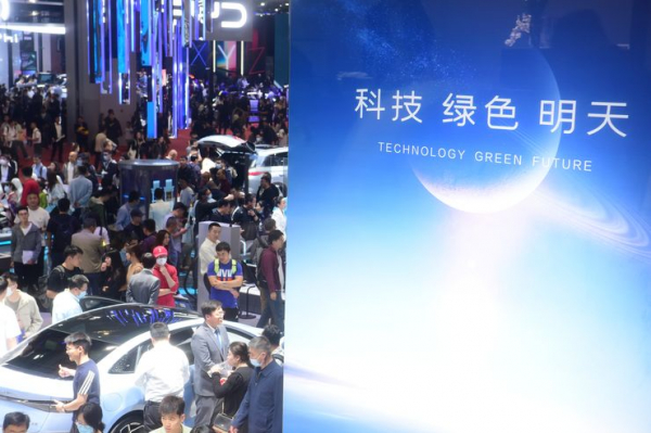 Как китайские автопроизводители гнобят американских конкурентов