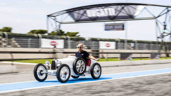 На чемпионате Bugatti Baby II в Великобритании пройдут гонки для взрослых и детей