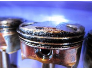 Почему образуется нагар на клапанах двигателя: причины, последствия и способы удаления нагара