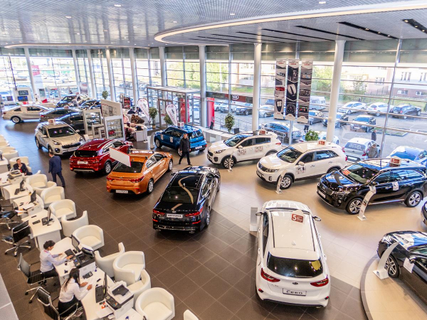 Продажи автомобильной техники в России сократились на 8% по итогам второй недели апреля