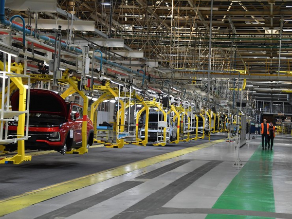 Разгильдяйство или вредительство: почему своего автопрома в России не будет