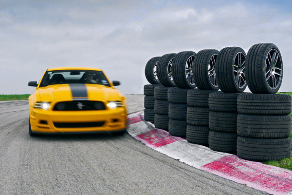 Россияне стали экономить на замене шин у автомобиля