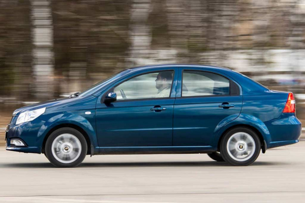 Составлен ТОП-5 самых бюджетных седанов в России в апреле 2023 года