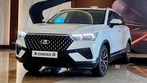 Стоимость нового кроссовера LADA X-Cross 5 досягнет суммы от 2 до 2,5 миллиона рублей