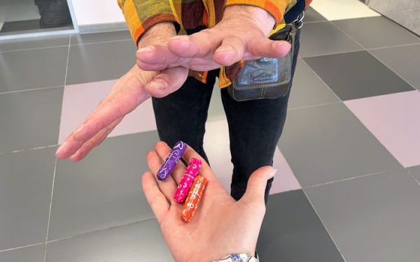 Зачем опытные водители всегда возят с собой женские тампоны