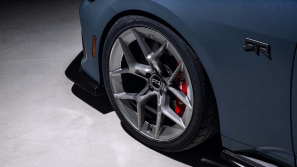 Новий Ford Mustang прокачали ще до старту продажів