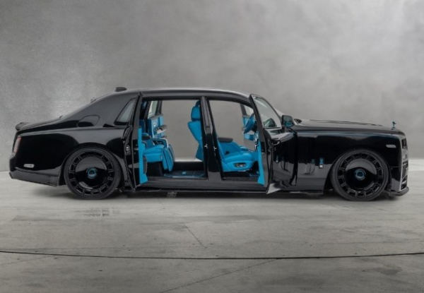 Ательє Mansory показало екстравагантний Rolls-Royce Phantom
