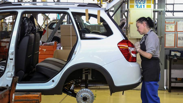 АвтоВАЗ сделал субботу рабочим днем
