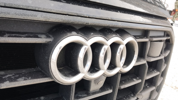 Новые двигатели компании Audi станут меньше и мощнее Новые двигатели компании Audi станут меньше и мощнее