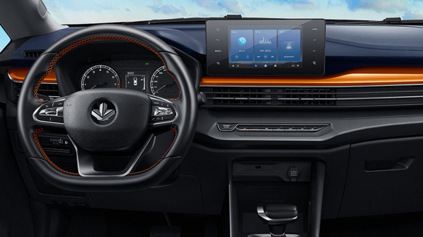 В России стал доступен для заказа первый кроссовер Livan: назван ценник