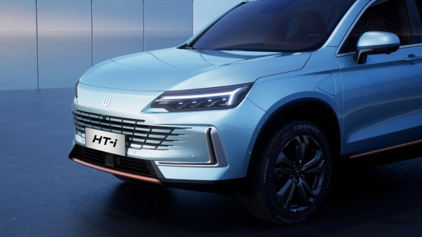 Объявлены комплектации и цены на новый гибридный кроссовер Skywell для России Объявлены комплектации и цены на новый гибридный кроссовер Skywell для России