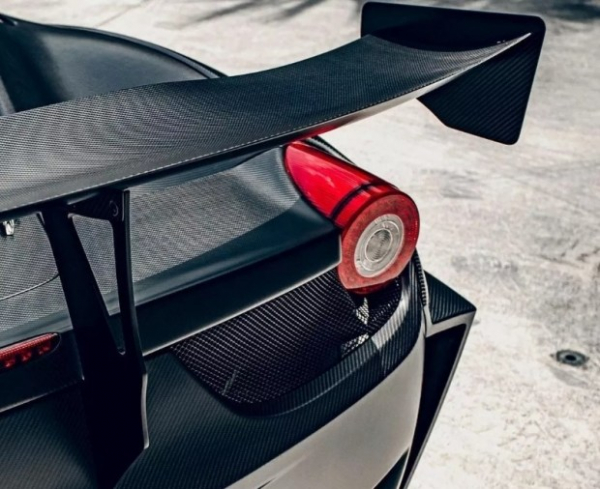 Японські тюнери створили &laquo;шалену&raquo; Ferrari 458