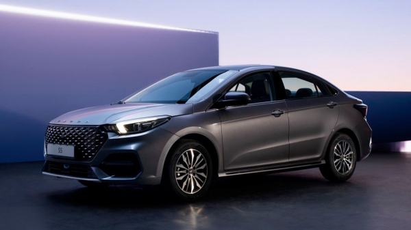 Атмосферный мотор, вариатор, багажник &mdash; как у Весты: новый седан уже в продаже в России