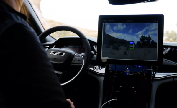 Jeep работает над автономным внедорожником Grand Cherokee 4xe