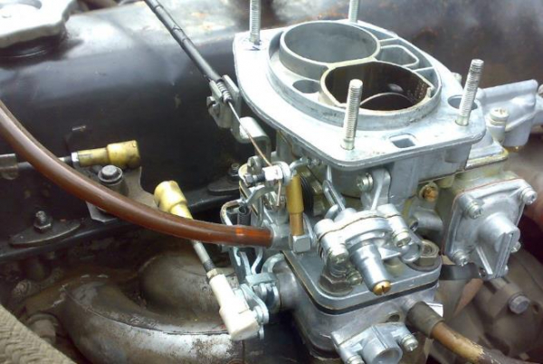 Как отрегулировать карбюратор на ВАЗ 2106 своими руками