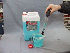 Как проверить антифриз или ТОСОЛ: какую плотность должны иметь охлаждающие жидкости Как проверить антифриз или ТОСОЛ: какую плотность должны иметь охлаждающие жидкости