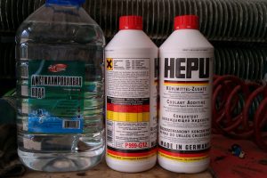 Как заменить антифриз на Рено Логан самому