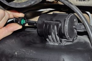 Как заменить топливный фильтр на Калине самому Как заменить топливный фильтр на Калине самому